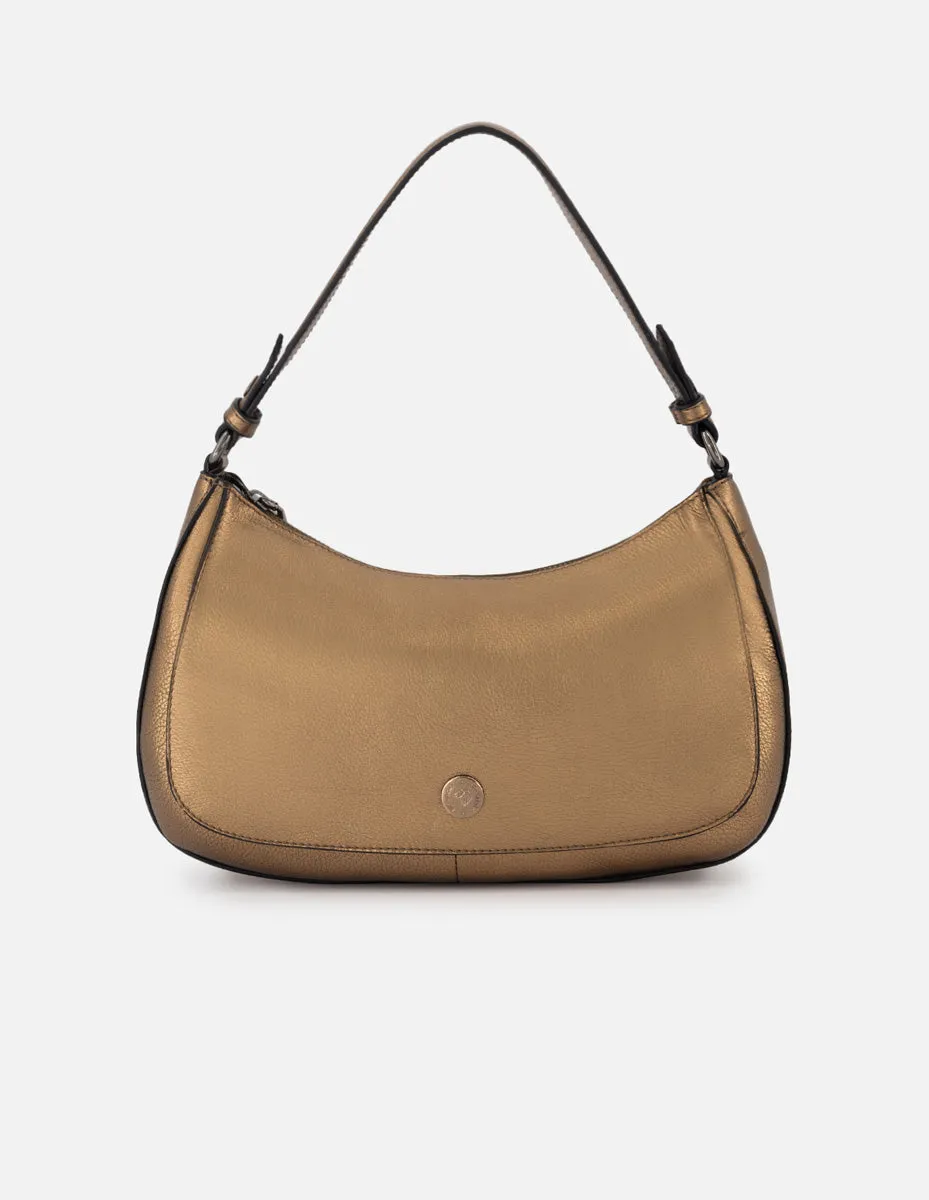 Bolso de hombro de piel metalizada color dorado para mujer