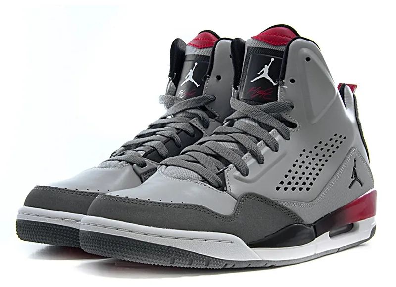 Jordan SC-3 "WolfGrey Red" (002/gris/negro/rojo/blanco)
