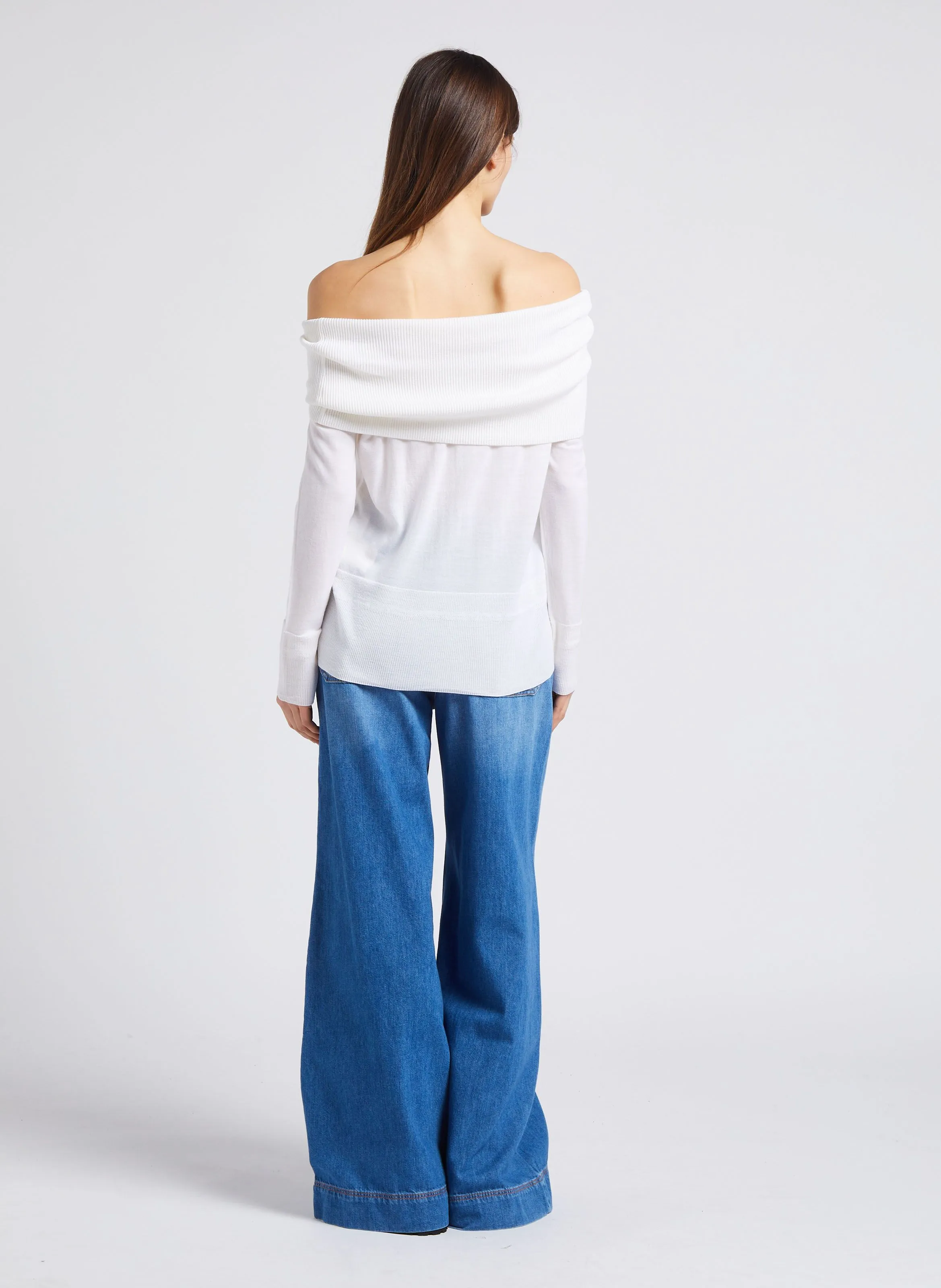 MAX MARA LEISURE TIGLIO - Jersey recto de lana con hombros descubiertos en blanco