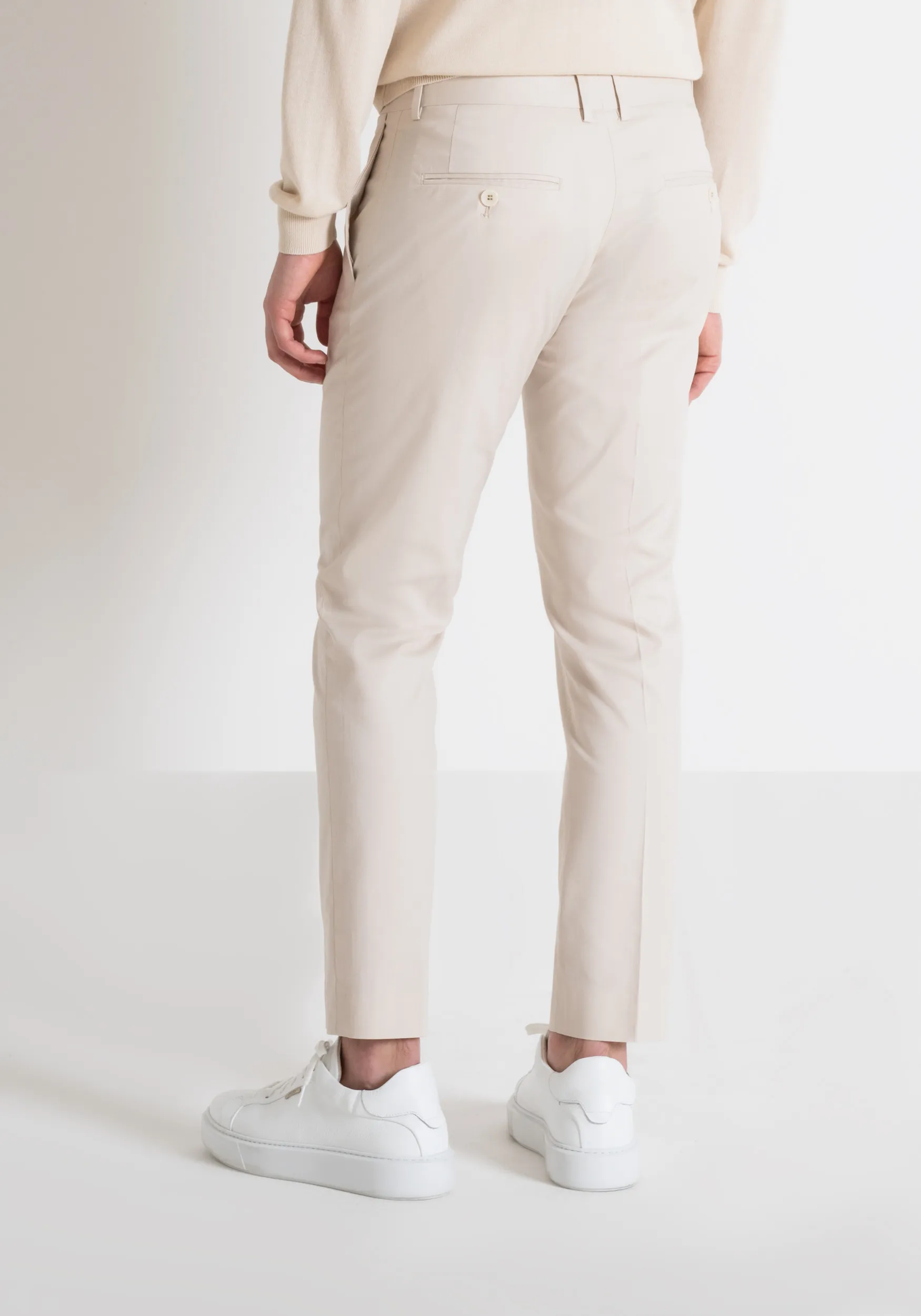 PANTALONES SLIM FIT «BONNIE» EN MEZCLA DE ALGODÓN